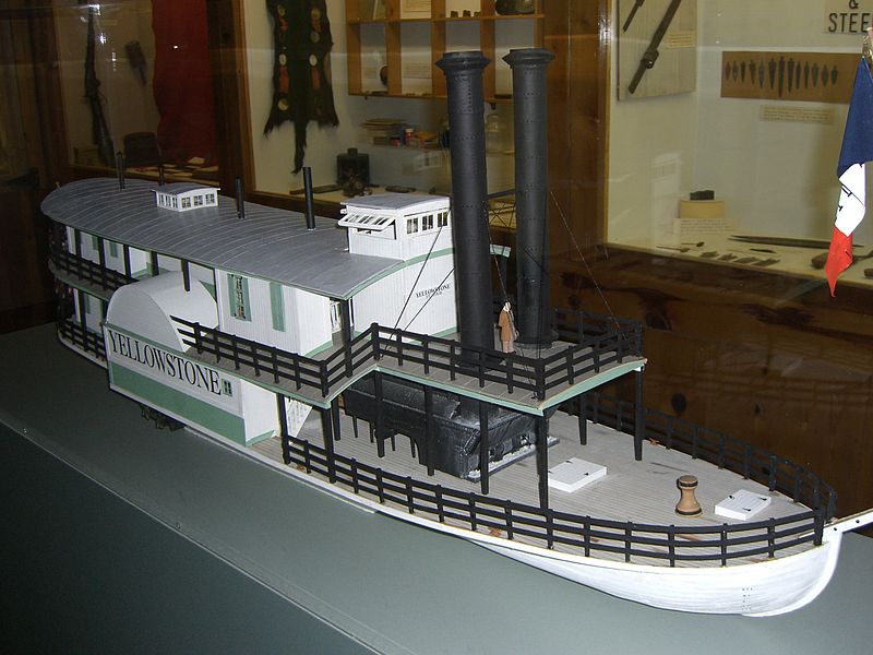 800px-Fur_trade_museum_yellowstone_steamboat