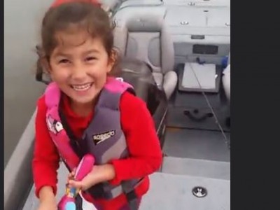 Little Girl Shows Us How to Catch a Big Fish with Barbie Pole