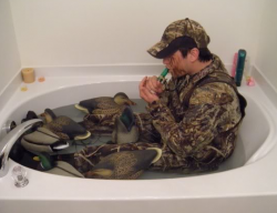 duck-hunting-bathtub