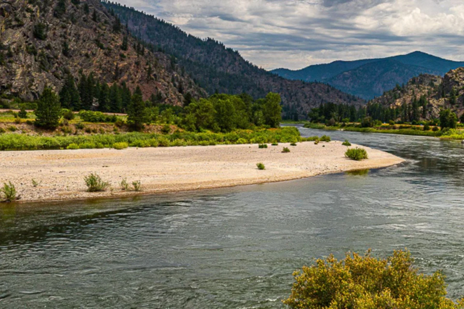 Clark Fork River Fishing Report 10.31.25