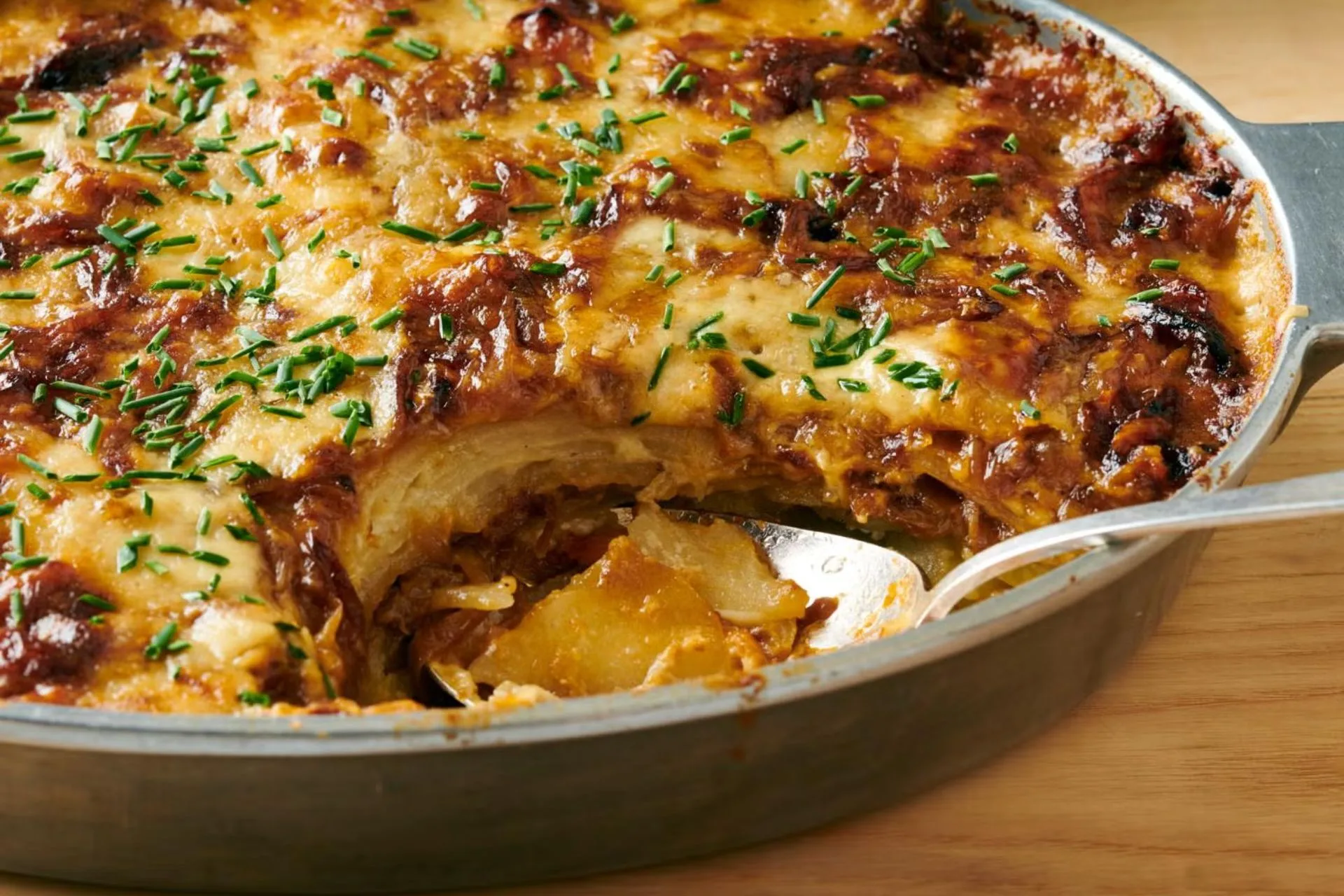 Cooking with Kokanee Quinn: French Onion Potatoes au Gratin