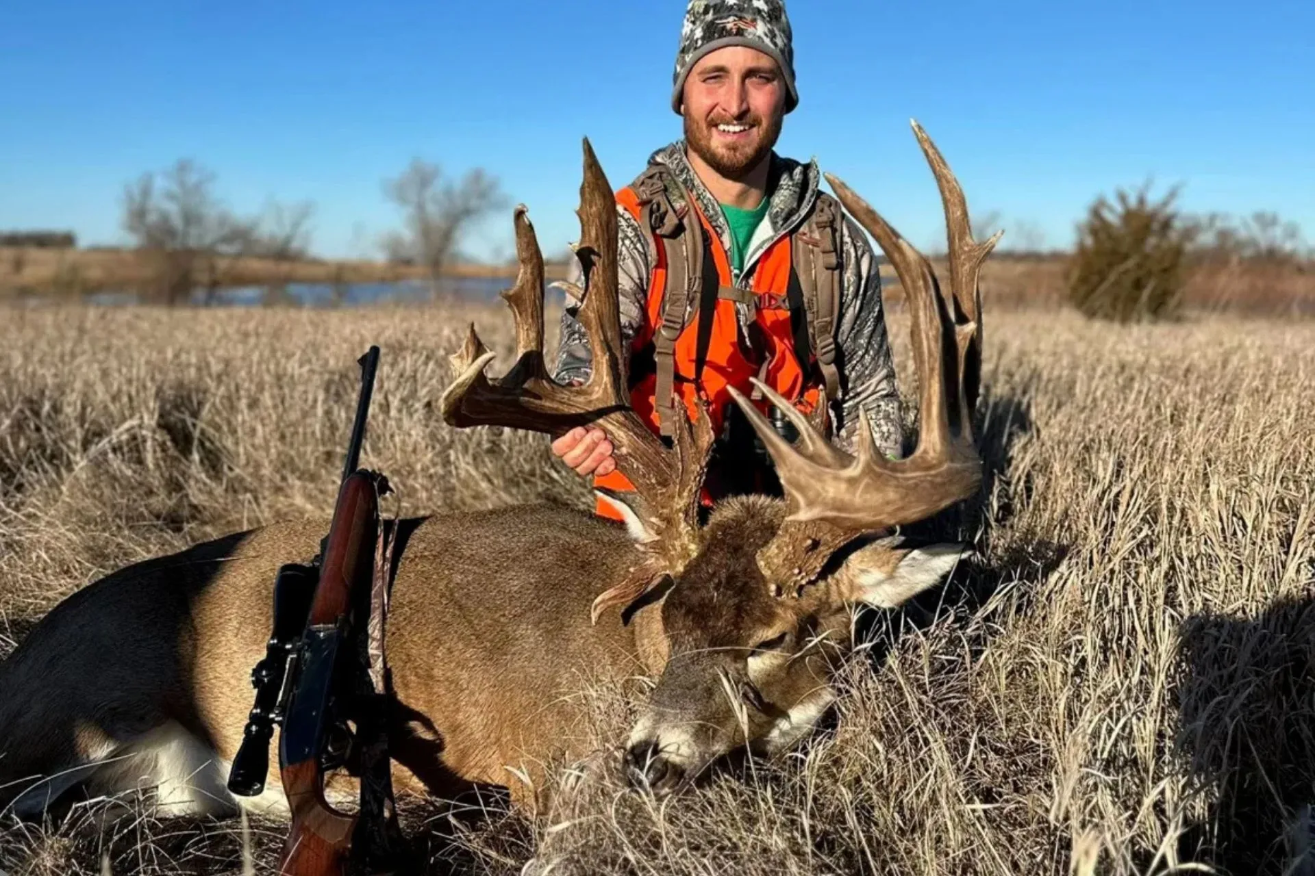 A Reminder To Not Hit Snooze During the Rut