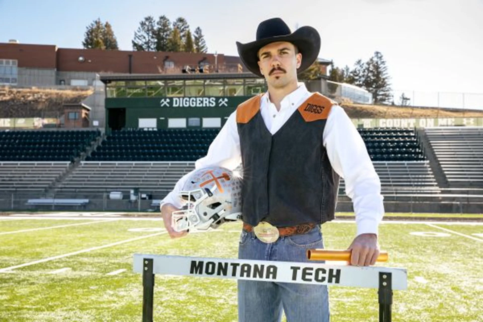 Chasing the ride: Justus Peterson’s path from the gridiron to the rodeo arena